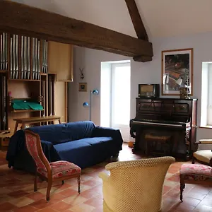 Chez Celestine Souvigny