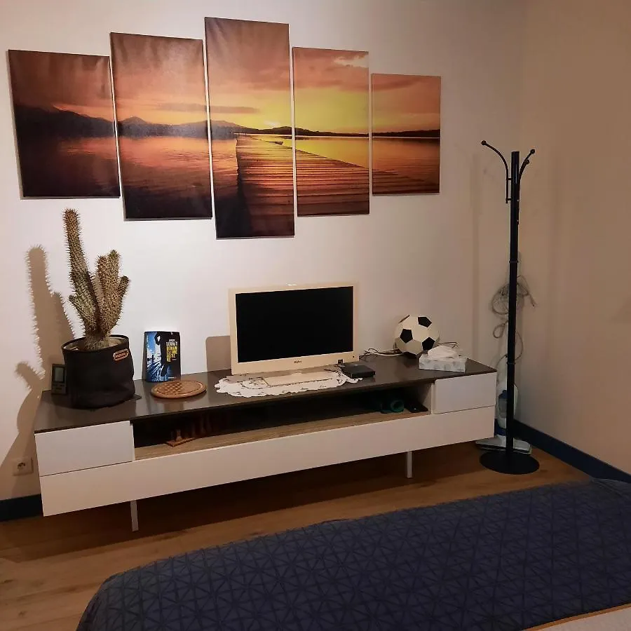 Homestay Reves Bleus Apartment Crans